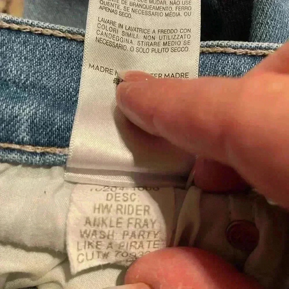New MOTHER High Waisted Rider Ankle Fray in Wash Party Like A Pirate Size US 25 - Picture 10 of 15